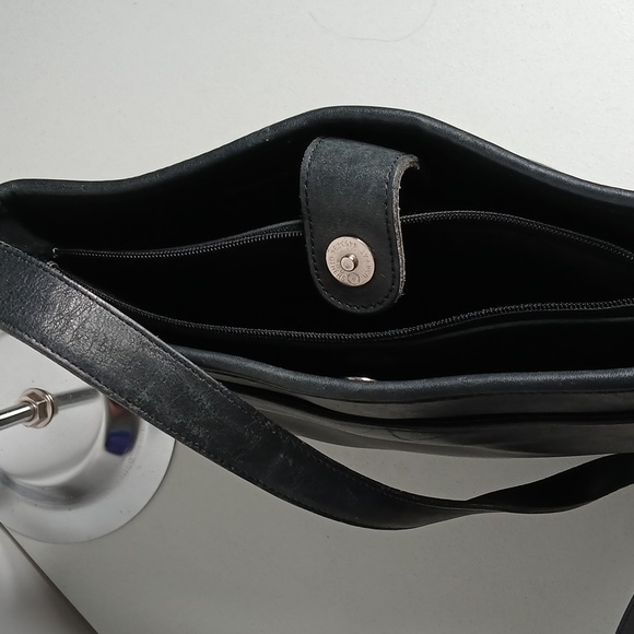 Coach - 6003 - LegacyChelsea Shoulder Bag - Black - Picture 3 of 13